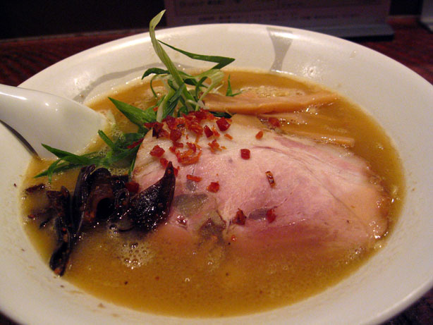 2006年11月8日　福三　「濃厚鶏そば」醤油
